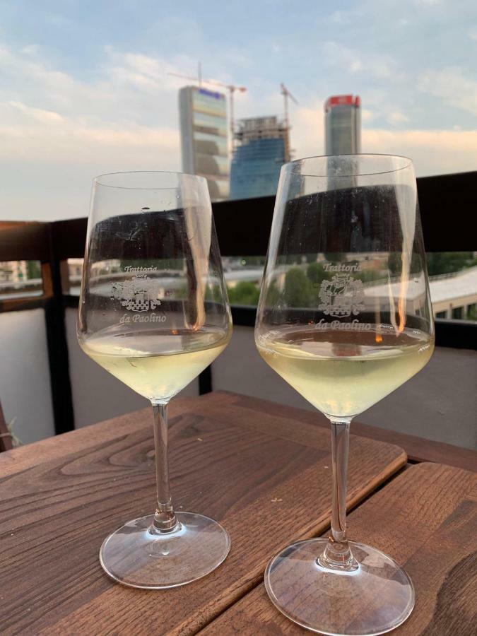 On The Top Floor Watching Citylife And Mico Милано Екстериор снимка